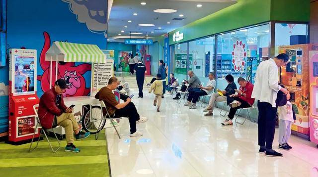 培训机构，重新“霸占”商场