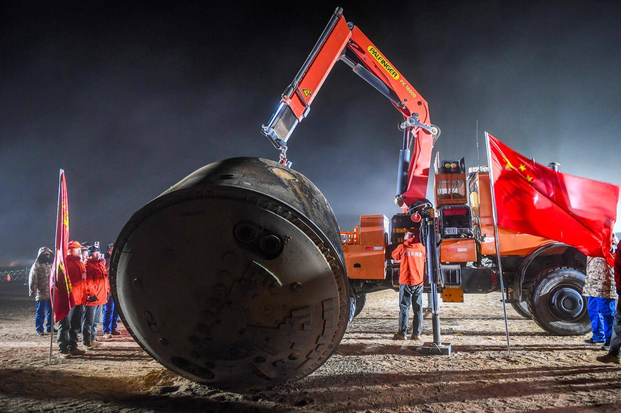 现场见证“神十八”乘组额济纳东风着陆场凯旋！