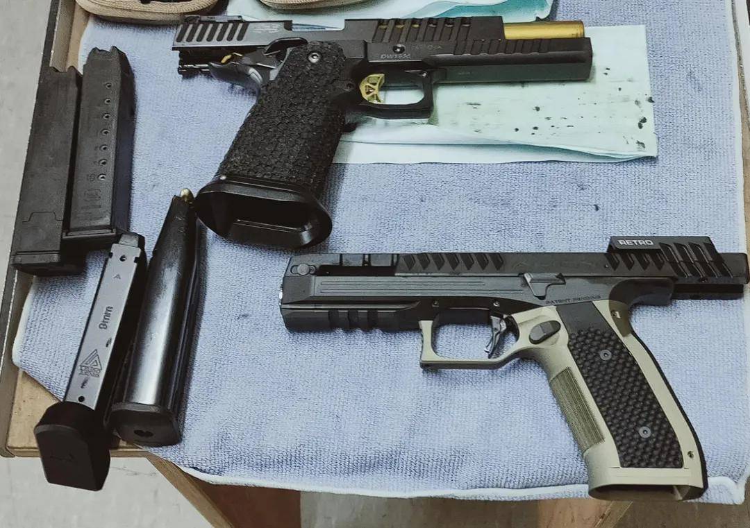 一支手枪价值50000块！泽连斯基保镖用的是什么枪？丨轻武专栏