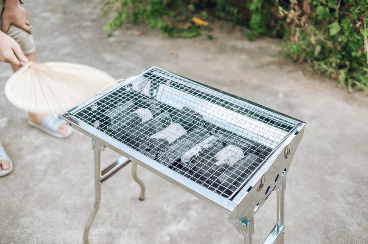 蔚来起诉两烧烤炉公司通风孔像蔚来商标侵权胜诉，仍有多家厂商在