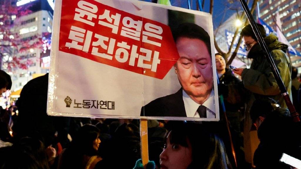 “跳梁跋扈”，这群韩国教授说谁呢？