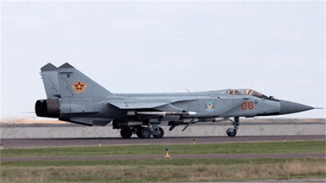 俄导弹铺天盖地来袭！瞬间向其密集爆炸声，基辅火光冲天