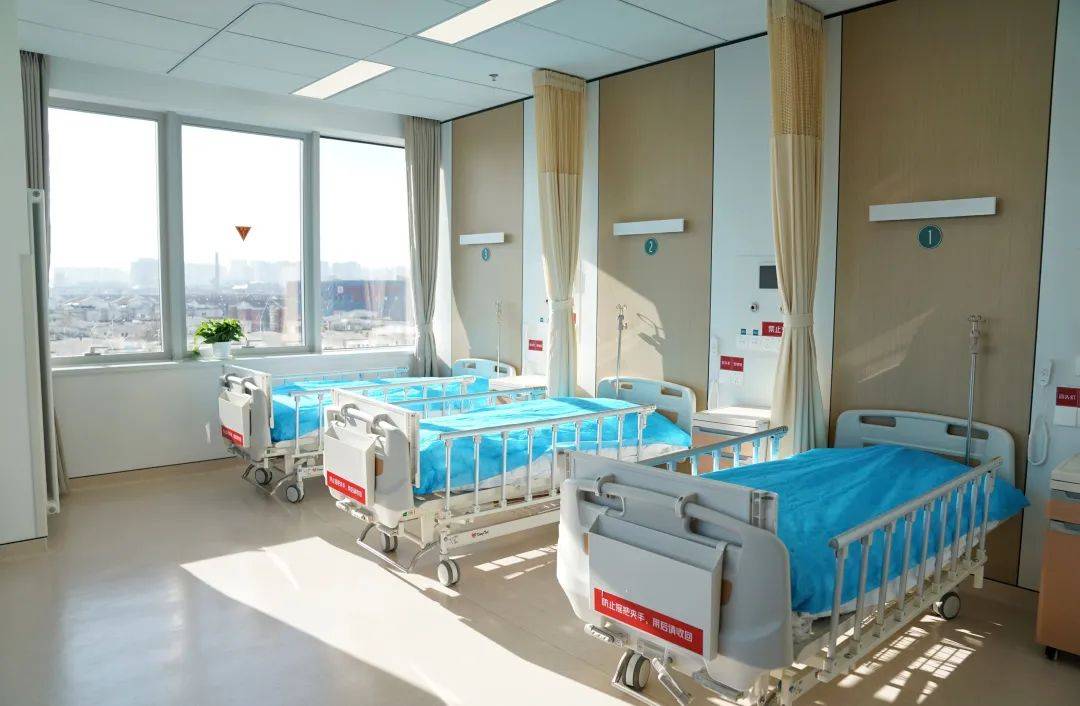 北京积水潭医院回龙观院区成为主院区,二期试运行