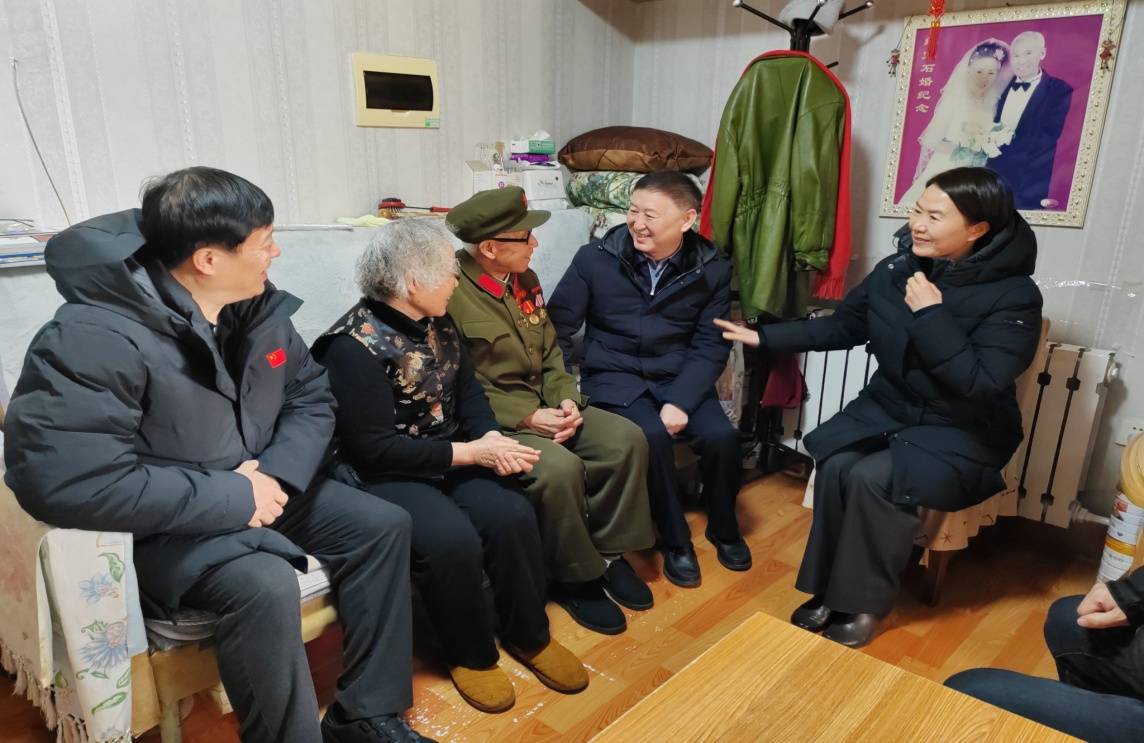 人保健康辽宁分公司开展2025年春节金融消费者教育宣传活动