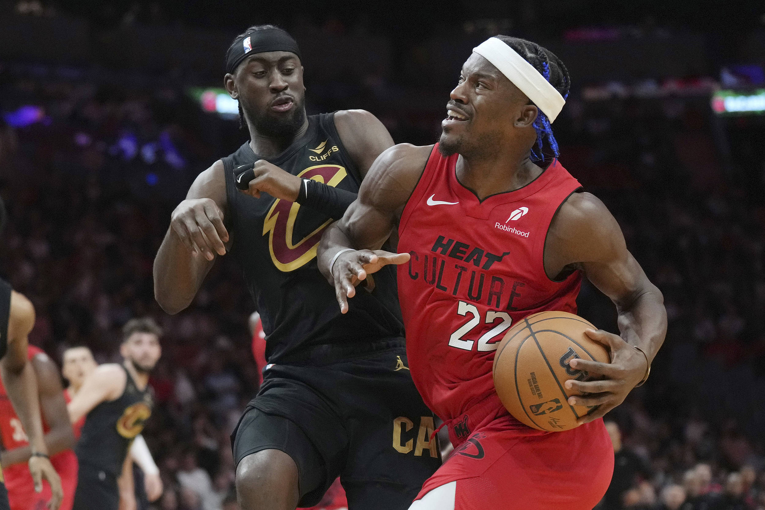 勇士交易巴特勒的动力，是库里那颗不甘平庸的心