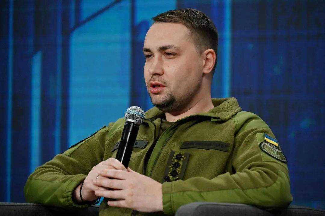 俄乌看来是要和谈了：演员出身的泽连斯基已表态，而拜登却签约艺人经纪公司