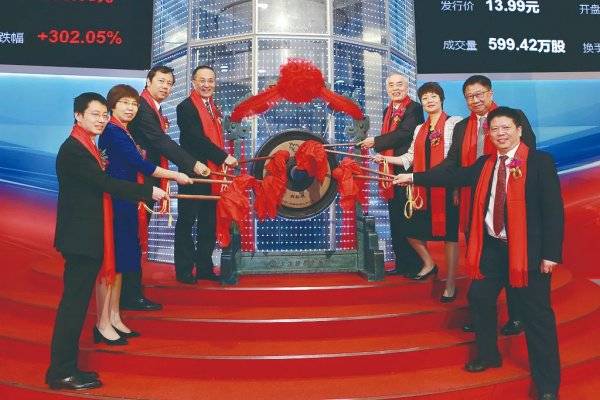 江西新首富，踩着英伟达，狂赚700亿