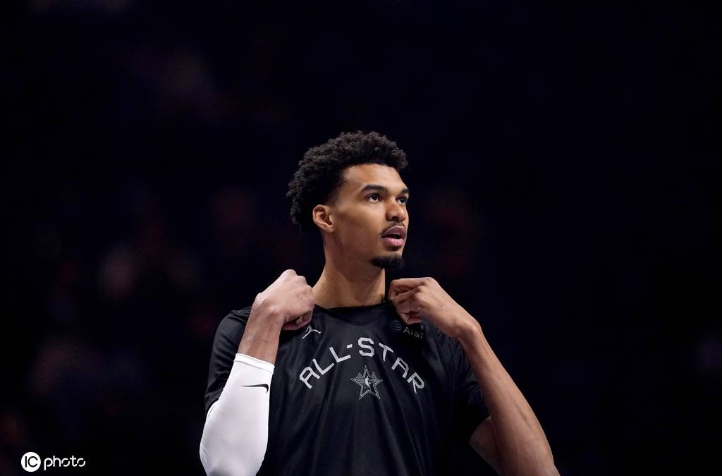 文班突然报销留下两大疑问 马刺再争状元才是上上策？