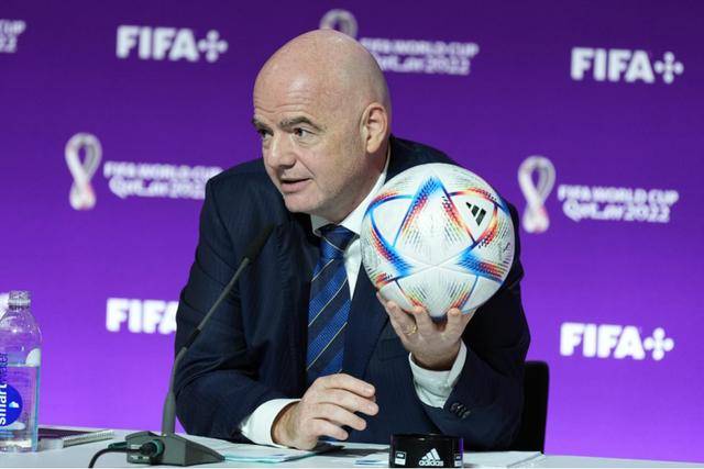 国足,被“抬进”世界杯?