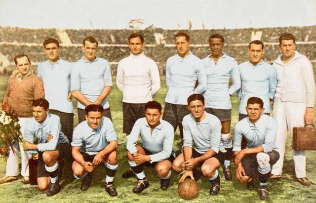 国足,被“抬进”世界杯?