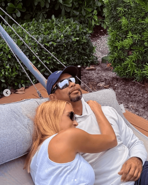 美媒：美知名高尔夫球手泰格·伍兹证实与小特朗普前妻恋情，伊万卡祝福