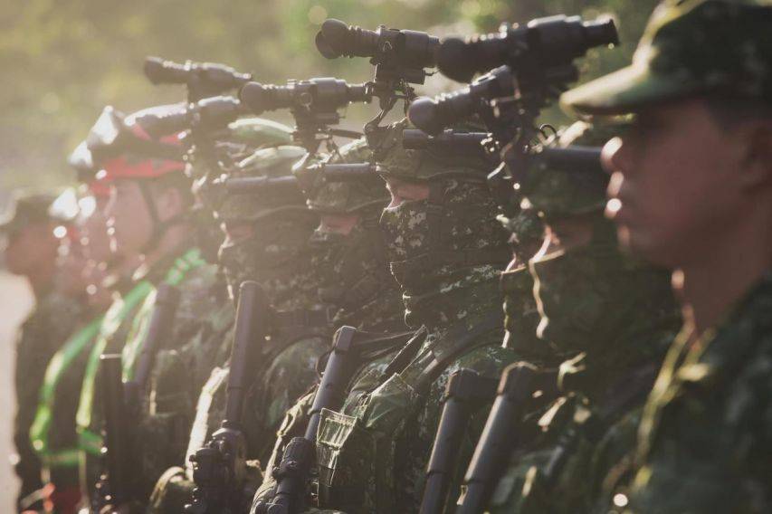 中美关系恐有大变！大批解放军军舰直奔台海，外交部霸气回应