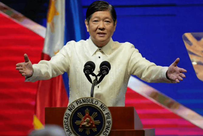 大反转!通缉令是伪造,ICC必须要放人?马科斯遭最亲的人背叛