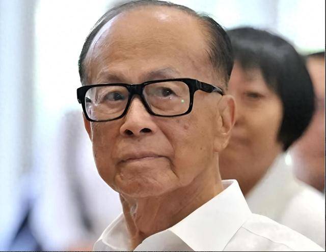 外交部定性！李嘉诚预判失误1700亿没法套现！国企接到特殊任务？