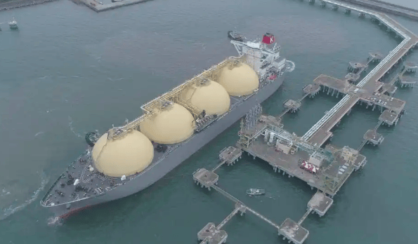 打明牌了？赖清德向全球宣布，要加大对美投资，信号传遍全球