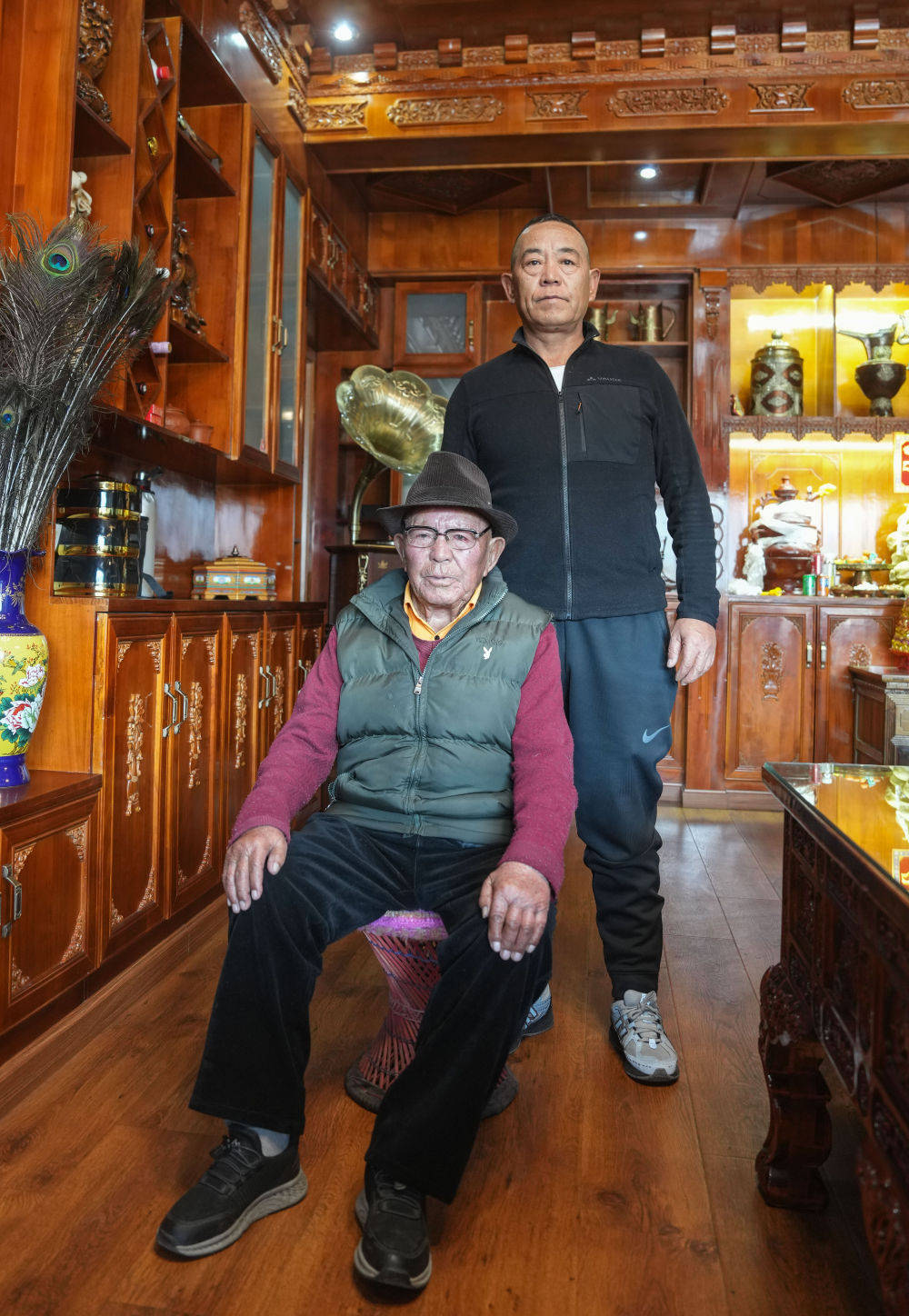 新华全媒+｜苦难和新生——西藏翻身农奴影像档案：洛桑