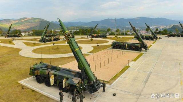 美300架战机压境太平洋，日本菲律宾原形毕露，解放军罕见核演练