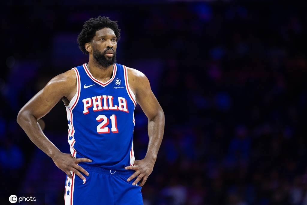 医学专家为恩比德职业生涯感到担忧 他的膝伤很棘手