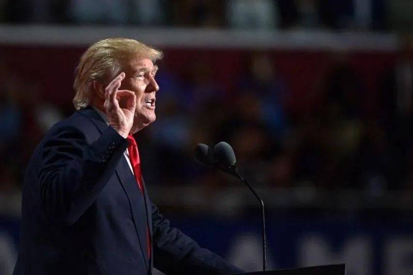 3亿美国人希望中方伸出援手？没有动手，已经是中方最大的克制了