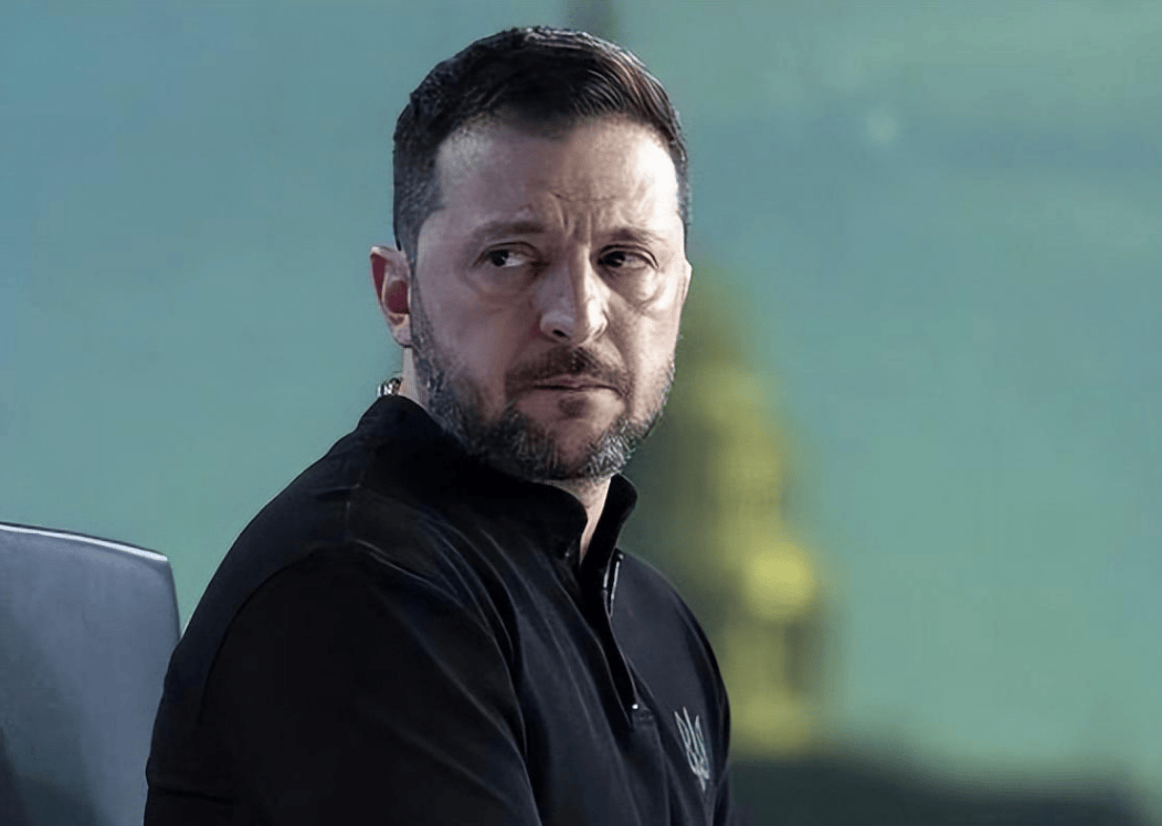 泽连斯基公开指责中国援俄，三家中企资产遭冻结，中国拒绝买单，外交部回应掷地有声！