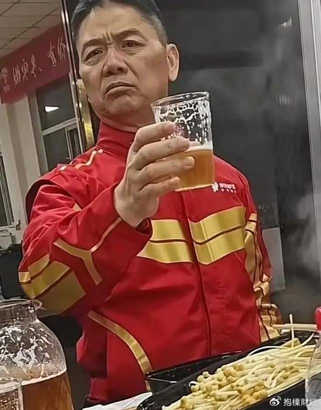 刘强东吃了一顿“价值上亿”的火锅之后，京东外卖崩了