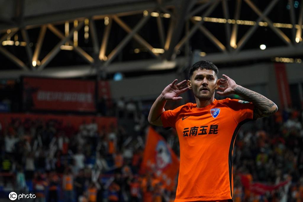 神奇！中超-17分钟3球大逆转 云南3-2送泰山4轮不胜