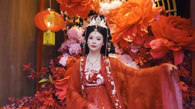 河南洛阳：打造沉浸式消费场所 释放市场活力