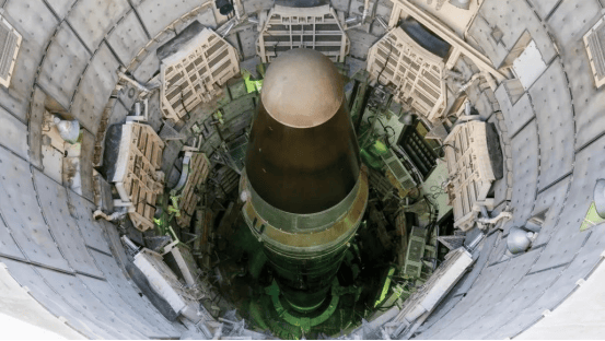 与俄作对，波兰将关闭领事馆，立陶宛开危险首枪，俄罗斯反将一军