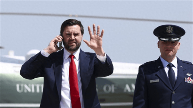 摧毁巴基斯坦数架飞机？其中有没有歼10，印军却支支吾吾