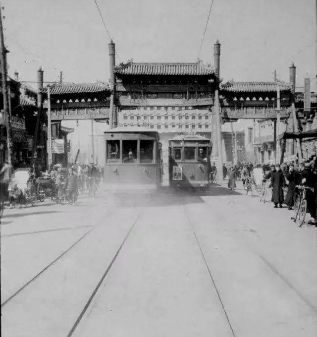 “90后”北京小伙,6年时间从故纸堆找回北京有轨电车