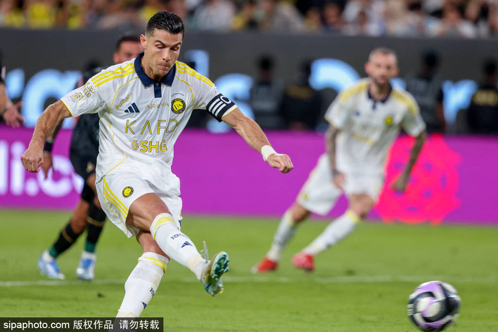 争议!皇马世俱杯遭点球绝平,裁判专家怒批:这不够判罚标准!