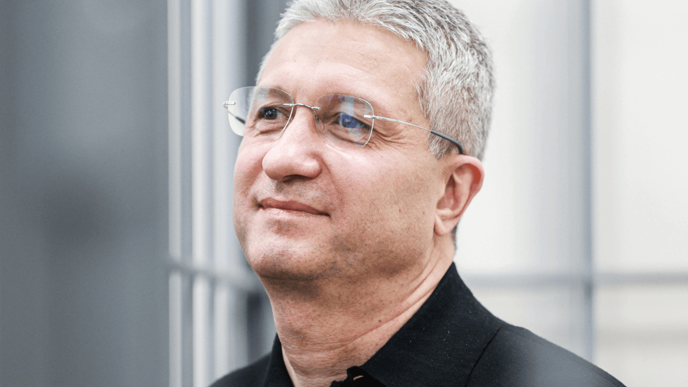 俄前副防长贪污41亿卢布被判13年监禁