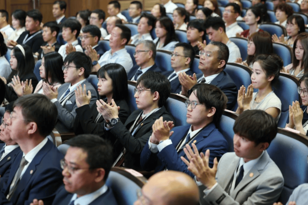 金灿荣：驳马英九“和平民主统一论”