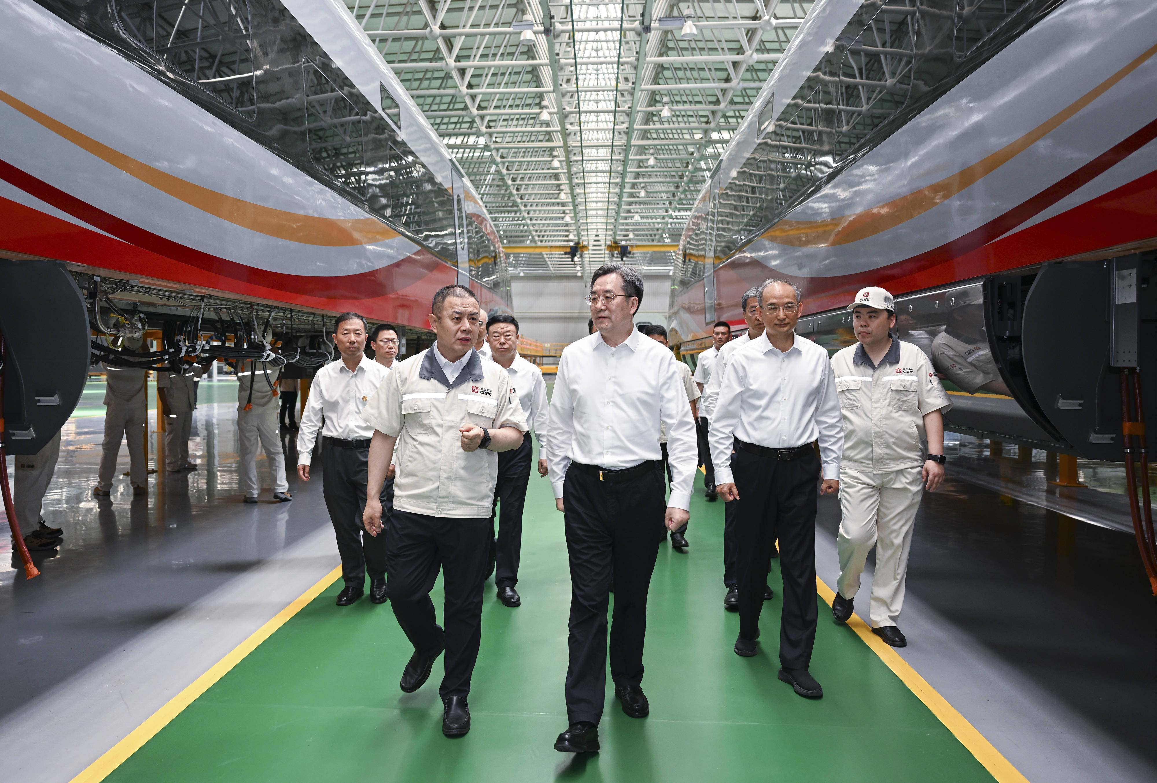 丁薛祥在黑龙江和吉林调研