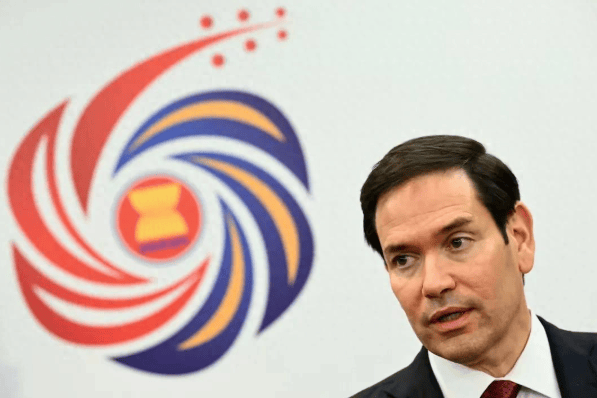 中美刚谈完，卢比奥就大放厥词，菲律宾跟着使坏，我国霸气回应