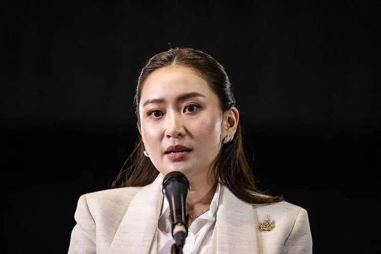 王毅跟泰柬打开天窗说亮话，洪森和他信还不收手，得罪的不止中国了