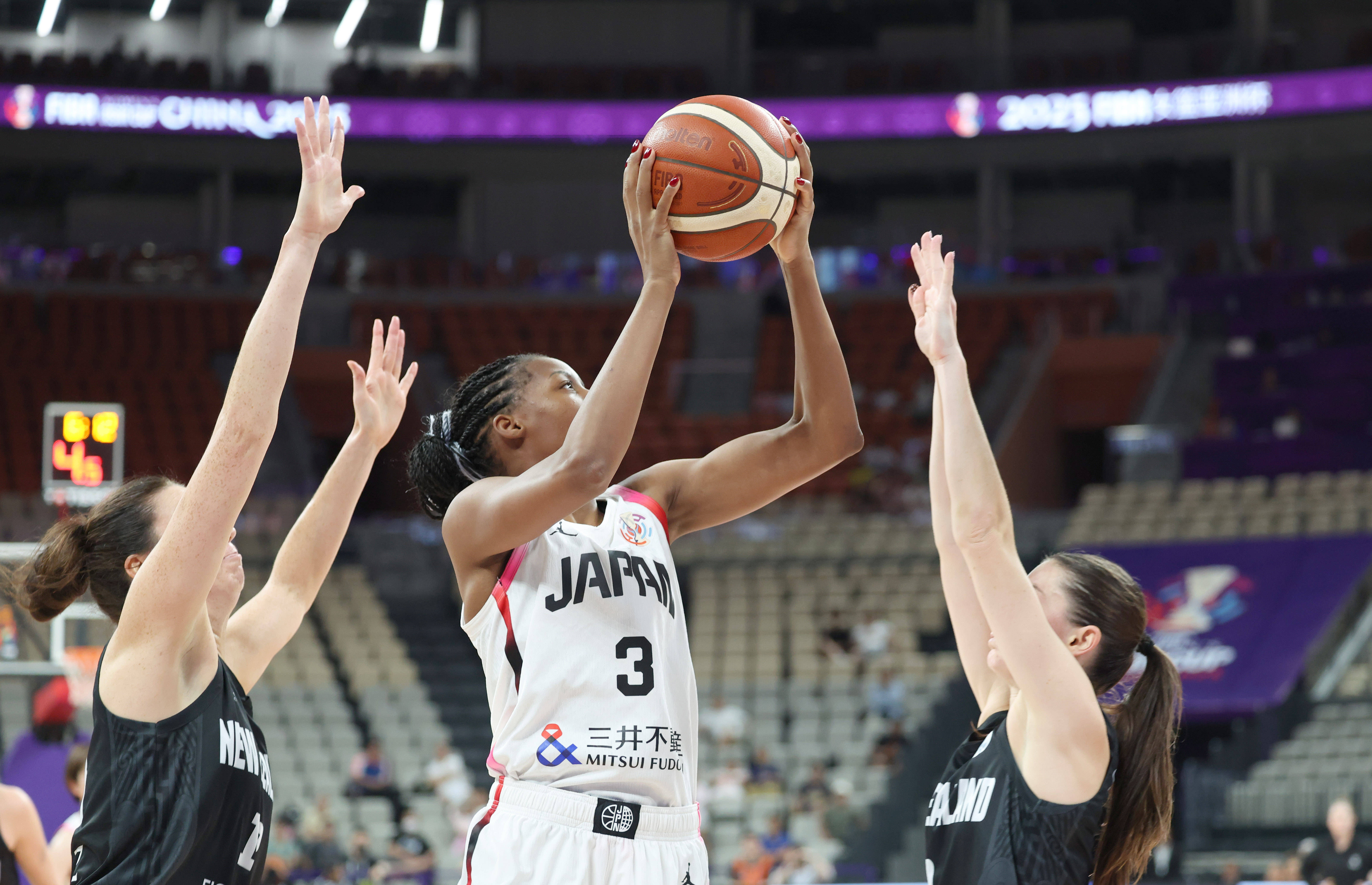 （体育）篮球——女篮亚洲杯：日本队晋级半决赛