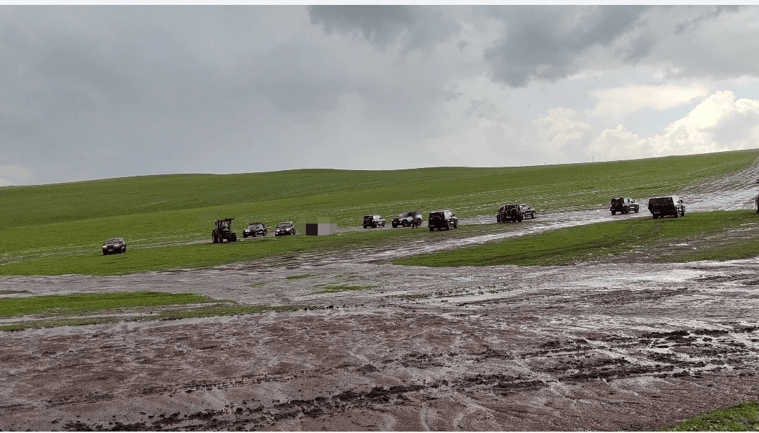 内蒙古遇1959年来最强降水，有游客滞留沙漠近三小时