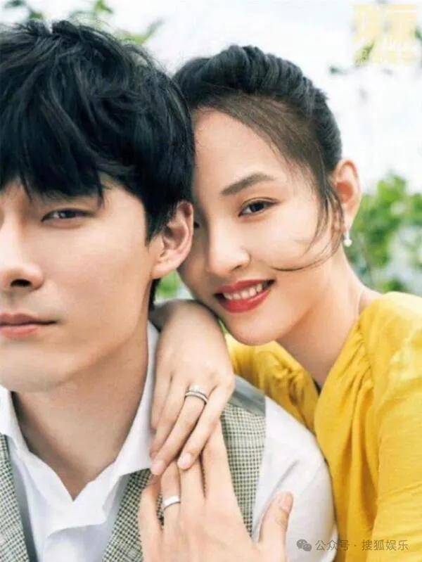 离婚三年又被拍到亲密逛超市，他俩这是纯带娃还是真复合了？