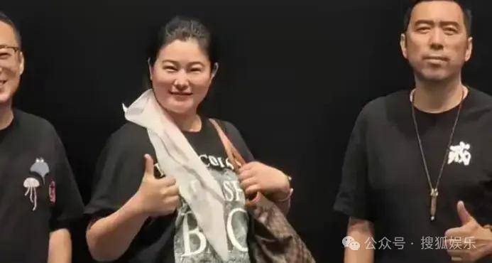 从爆红到突然消失好几年，再出现已经胖到大家不敢认了？