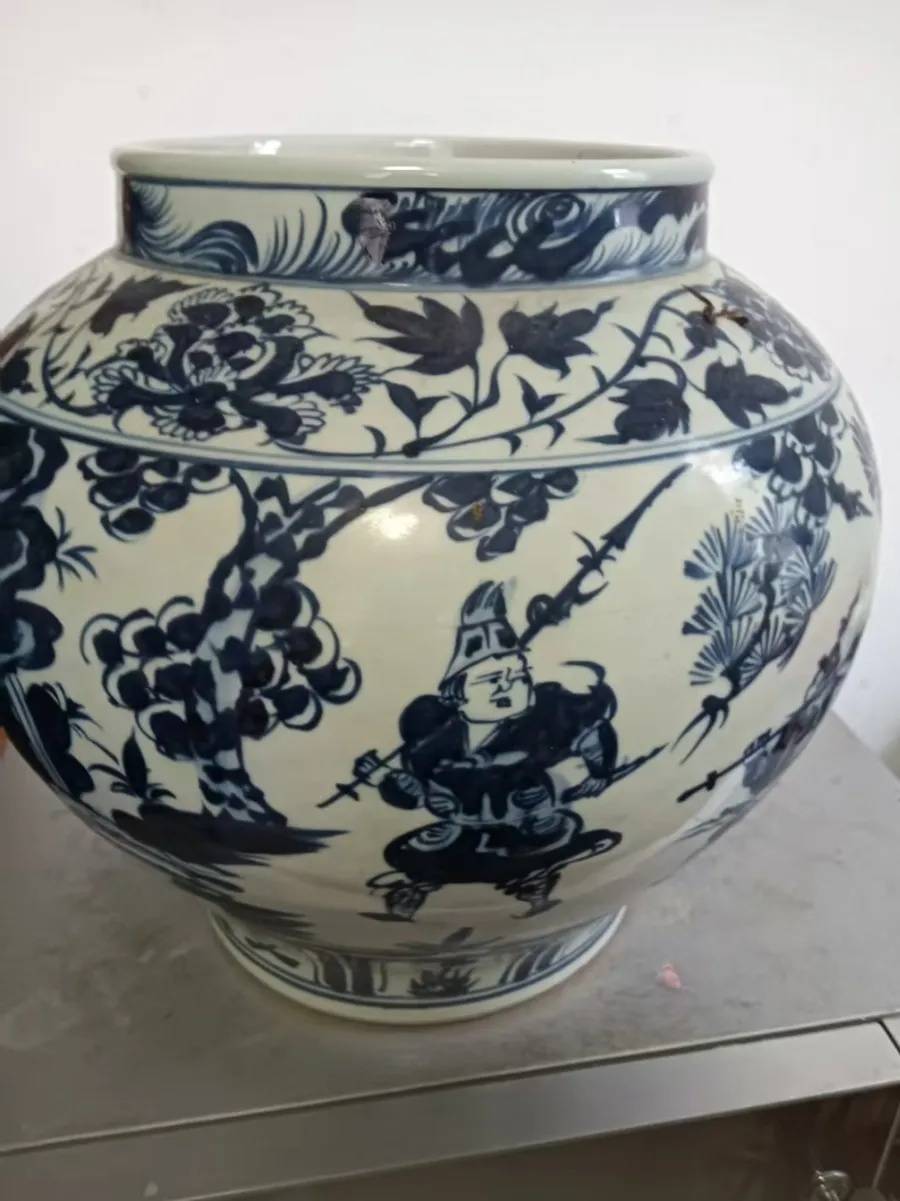 震惊！上海年轻男子和大爷结成“忘年交”，谁料对方竟在背后...200余万积蓄被掏空！