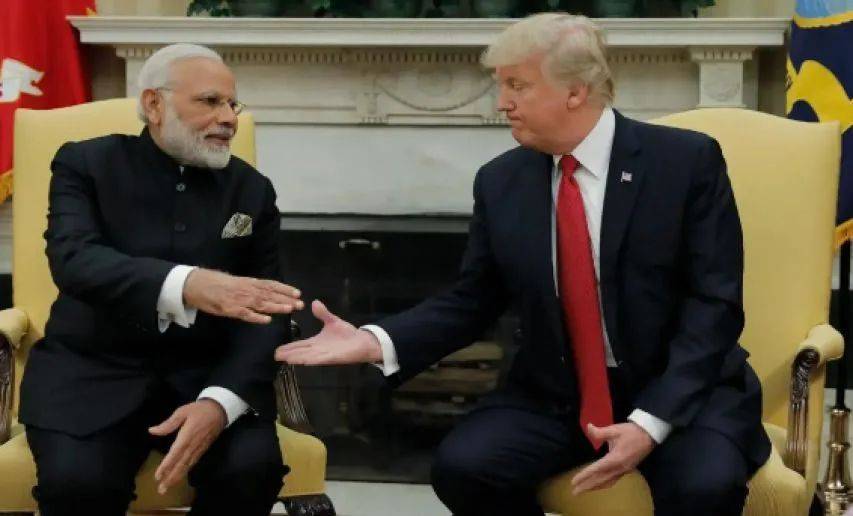 莫迪等了2天，没等到中方正式的邀请函，外交部回复一句话，印度心里很清楚什么意思