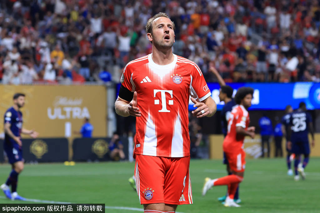 观战台：利物浦打响英超揭幕战 曼联枪手锋线天团火拼