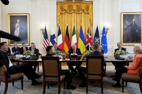 俄对乌连退两步，泽连斯基收好消息，不再坚持先停火，特朗普发话：冲突可立即结束