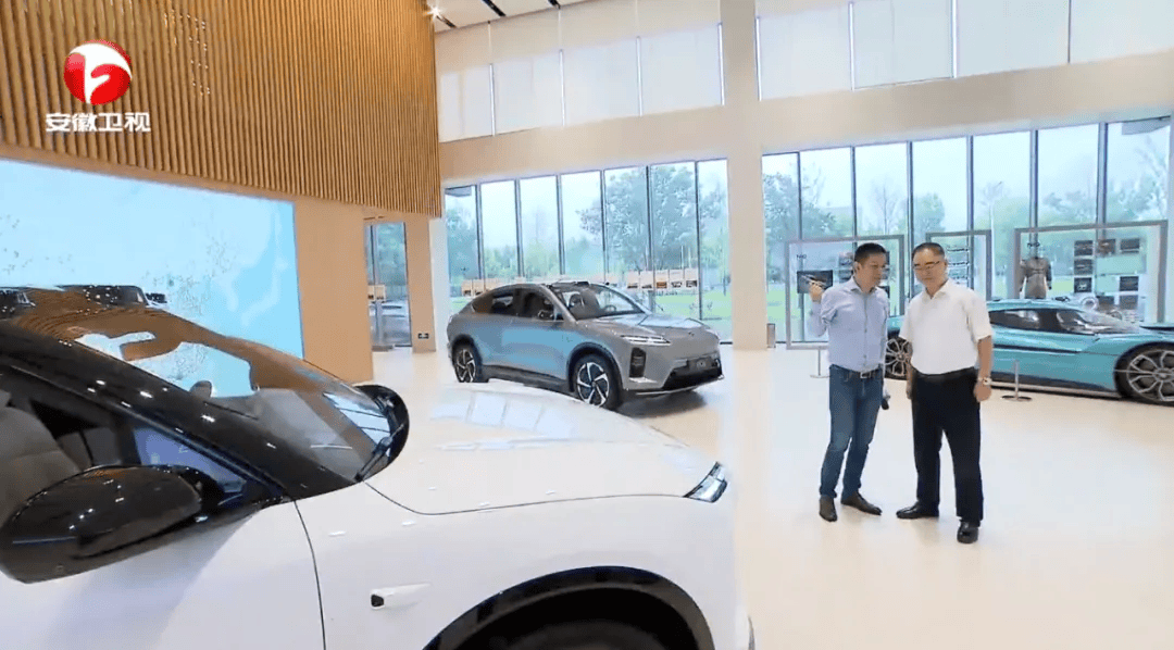 尹同跃、李斌等人成“座上宾”,安徽省委书记与科学家企业家围坐交流,现场回应具体诉求