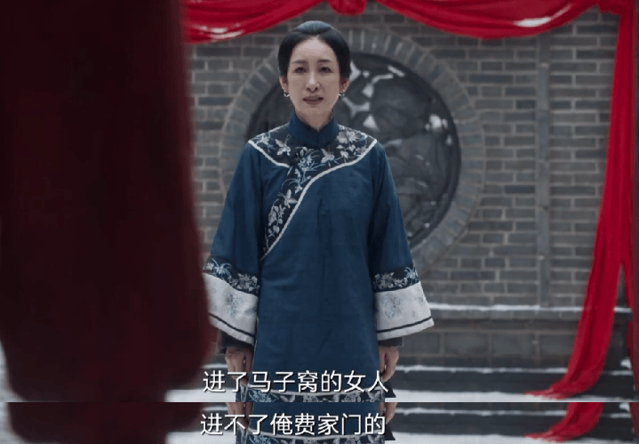 杨幂扮土、欧豪被吹“内娱梁宽植”，但这剧还不够“敢拍”