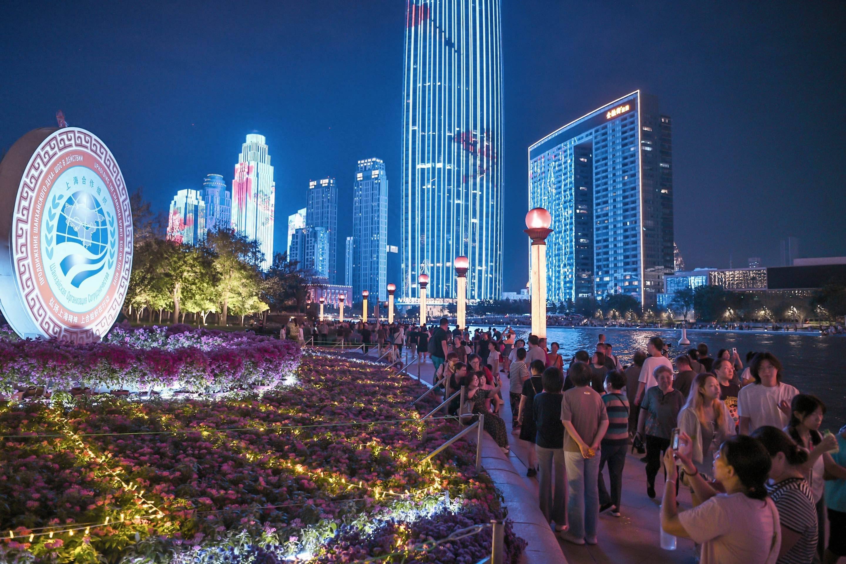 上合峰会前，莫迪获10万亿投资承诺，对华表态引发关注，强调四个字