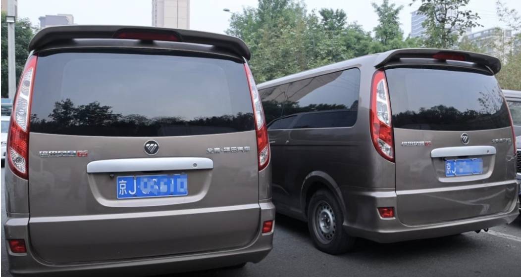 浙江街头惊现两辆“一模一样”的车！民警一查，不简单，当场扣车