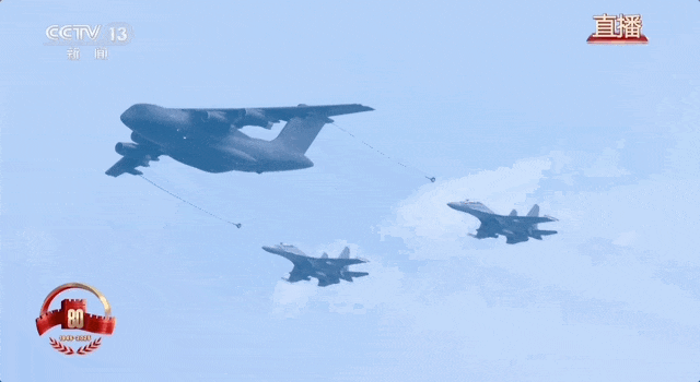 运油-20A女机长刷屏，她是谁？