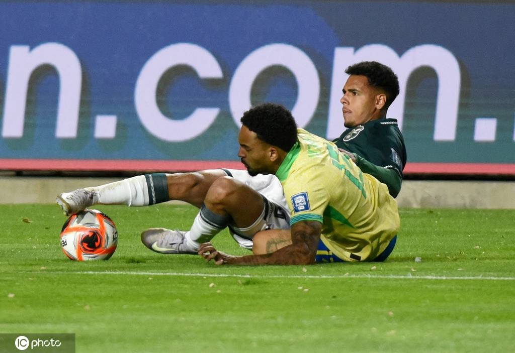 世预赛-吉马良斯送点 巴西0-1送玻利维亚晋级洲际附加赛